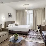 Hotel Porta Altinia