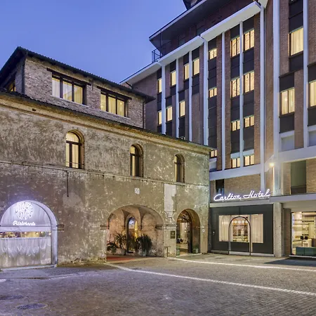 Hotel Porta Altinia