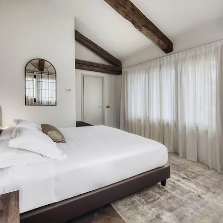 Porta Altinia 4* Treviso