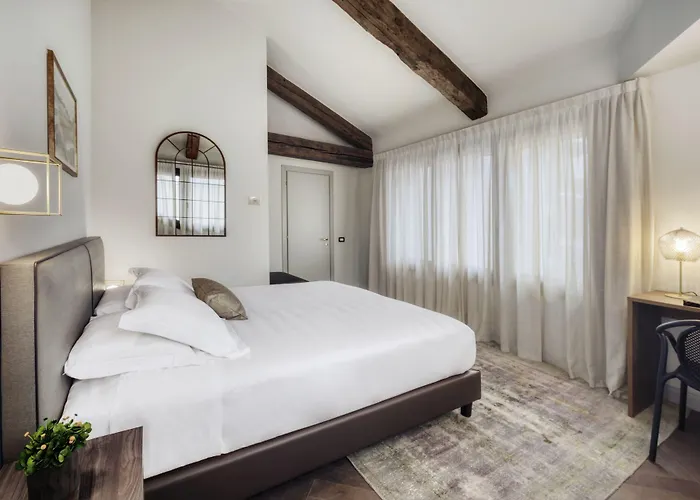 Porta Altinia 4* Treviso